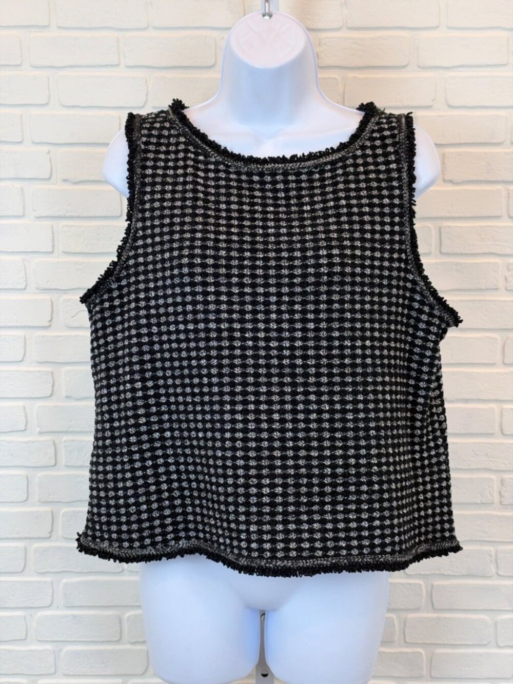 Max Studio London Tweed Knit Shell Top Black White XL